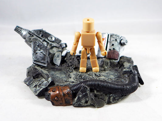 Last One: Crashed Ship Diorama