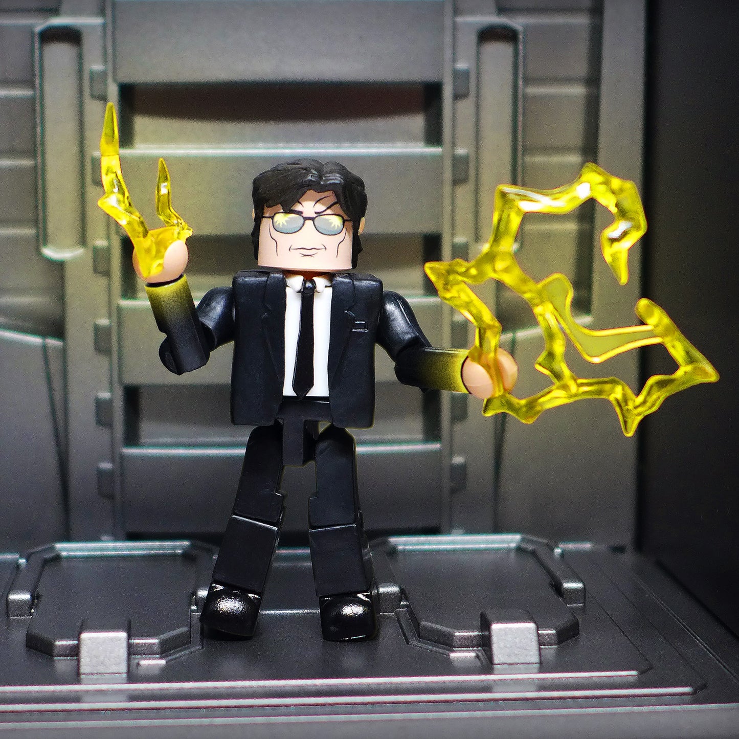 Pete Wisdom Custom Minimate